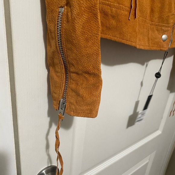 BLANK NYC moto jacket suede buttercup w/fringe NEW Small - Picture 10 of 10